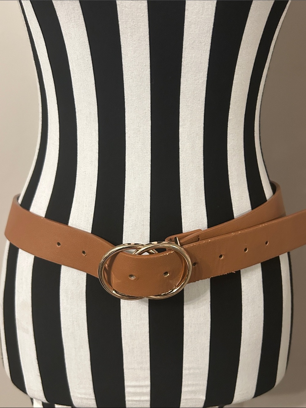 Nordstrom Tan Belt with Gold Interlocking Oval Buckle